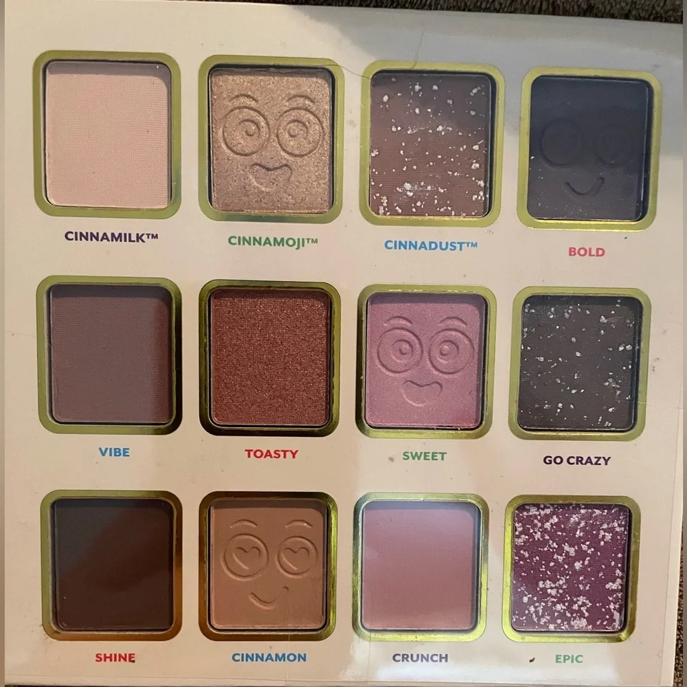 Eyeshadow Palette Cinnamon Toast Crunch - Picture 3 of 4